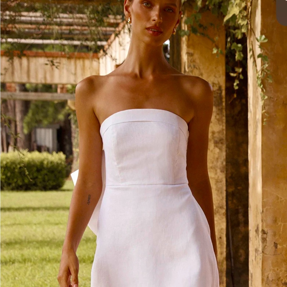 Dissh Bow Dress